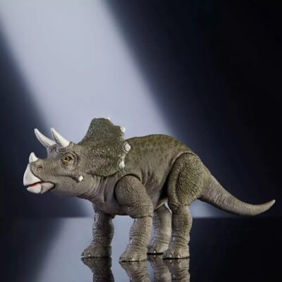 Baby Triceratops 1 Baby Triceratops Jurassic World - Hammond Collection