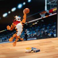 Tony the Tiger 5 Tony the Tiger Kellogg's Frosted Flakes - Jada Toys