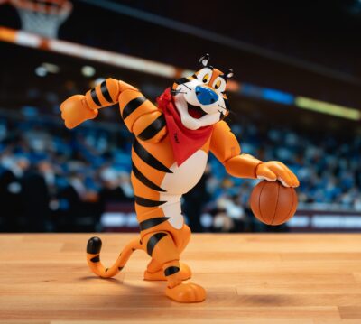 Tony the Tiger 7 Tony the Tiger Kellogg's Frosted Flakes - Jada Toys